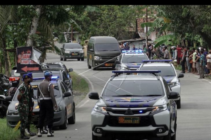 Rekonstruksi pembuangan korban kecelakaan Nagreg