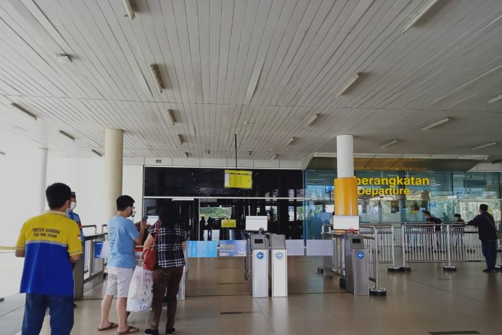 Jumlah penumpang selama natal dan tahun baru di Bandara Jambi cenderung turun