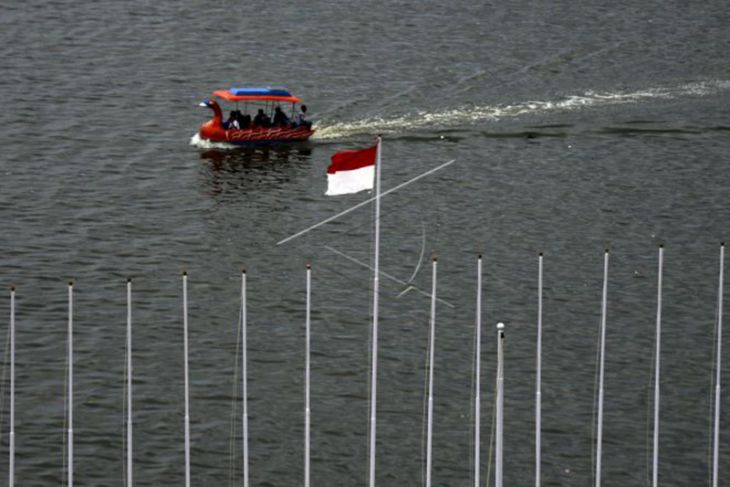 Pembukaan Kembali Area Publik