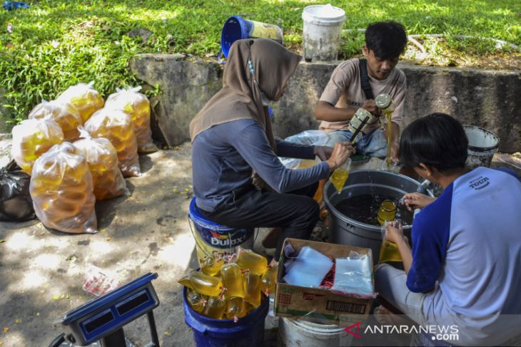 Subsidi minyak goreng 