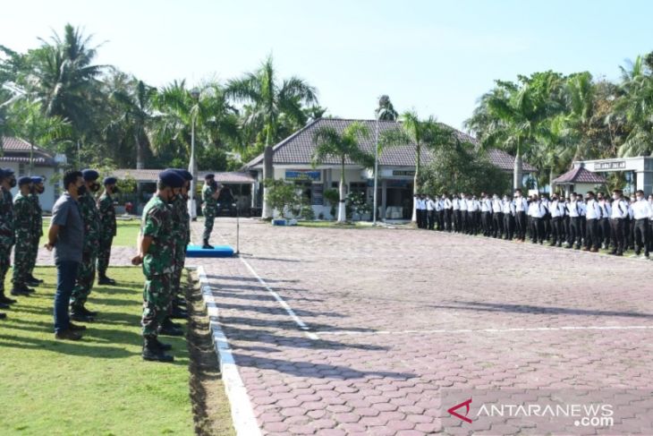 Danlanal TBA nyatakan penerimaan calon siswa TNI AL gratis