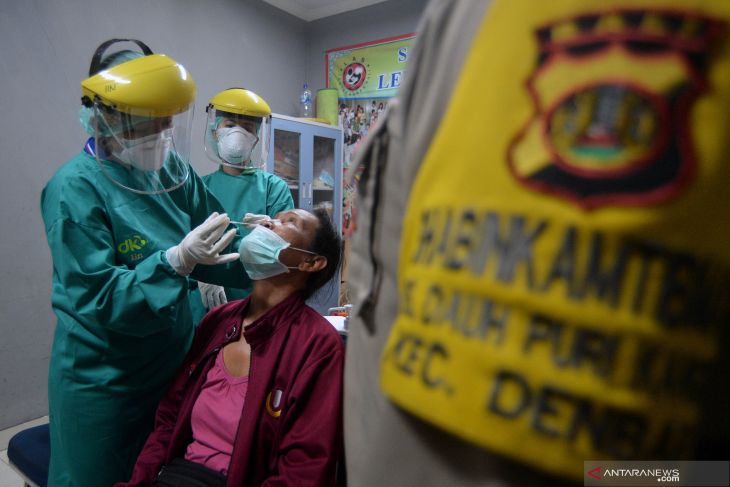 COVID-19 cases jump nearly fivefold in three weeks: task force