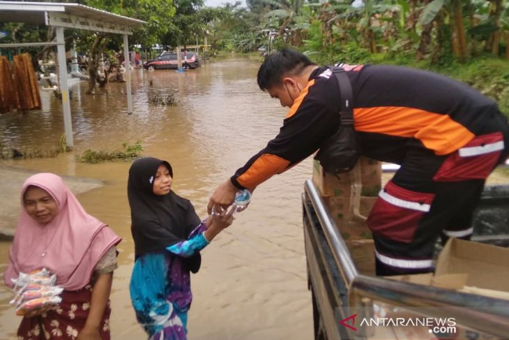 Relawan Paba salurkan bantuan untuk korban banjir di Kabupaten Banjar