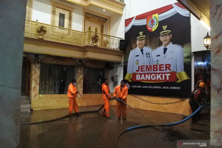 Rumah Bupati Jember Terendam Banjir