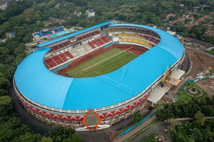 Renovasi Stadion Jatidiri