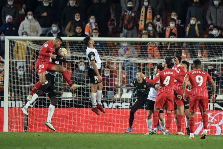 Liga Spanyol: Sevilla ditahan imbang Valencia 1-1