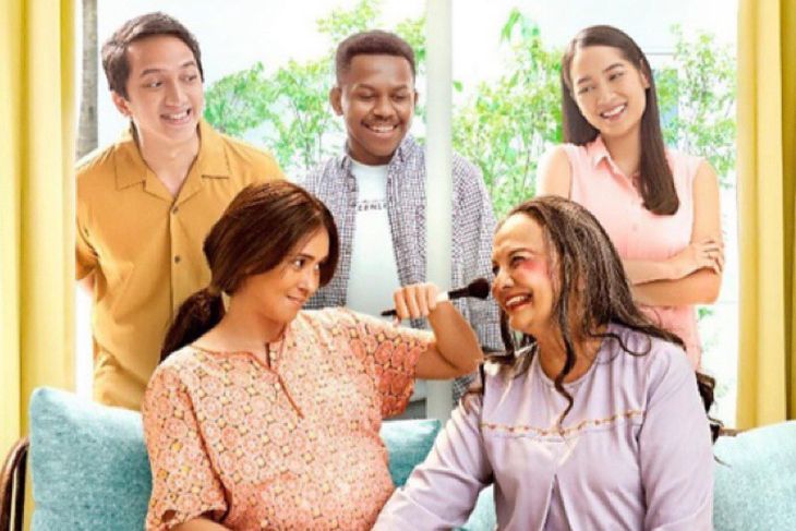 Proses syuting film Just Mom sempat terhenti gegara pandemi COVID-19