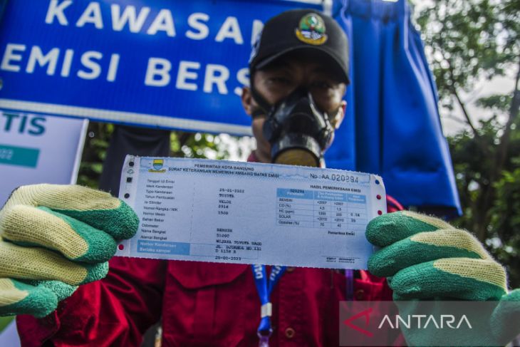 Pelaksanaan uji emisi Jawa Barat 