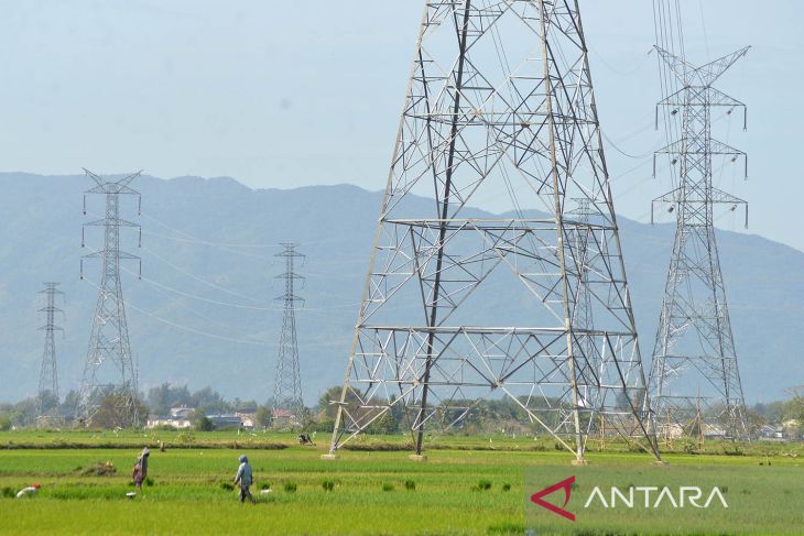 Pembangunan infrastruktur ketenagalistrikan