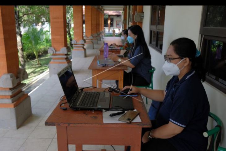 Pemberlakuan pembelajaran daring di SMAN 7 Denpasar