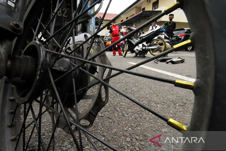 Penindakan pelanggar knalpot brong