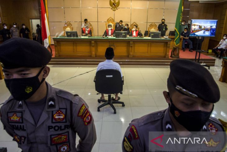 Sidang putusan Herry Wirawan 