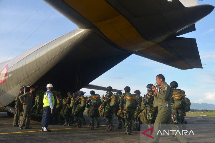 Terjun penyegaran pasukan gerak cepat TNI AU