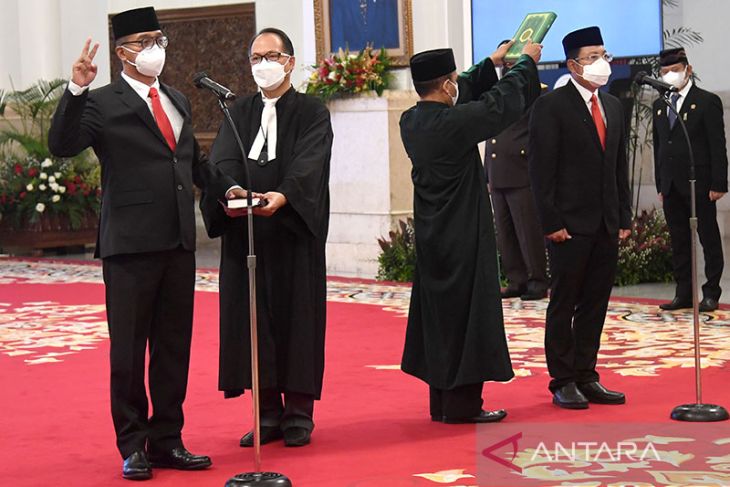 Presiden Lantik Arief Prasetyo Adi Jadi Kepala Badan Pangan Nasional ...