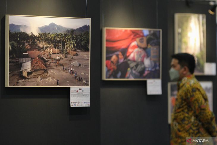 Pameran foto Mahameru