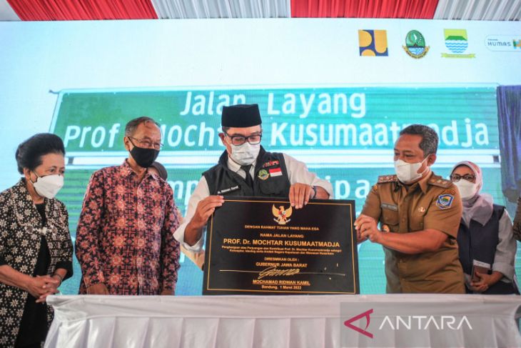 Peresmian jalan layang Mochtar Kusumaatmadja 