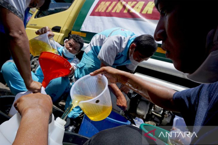 Operasi pasar minyak goreng curah 