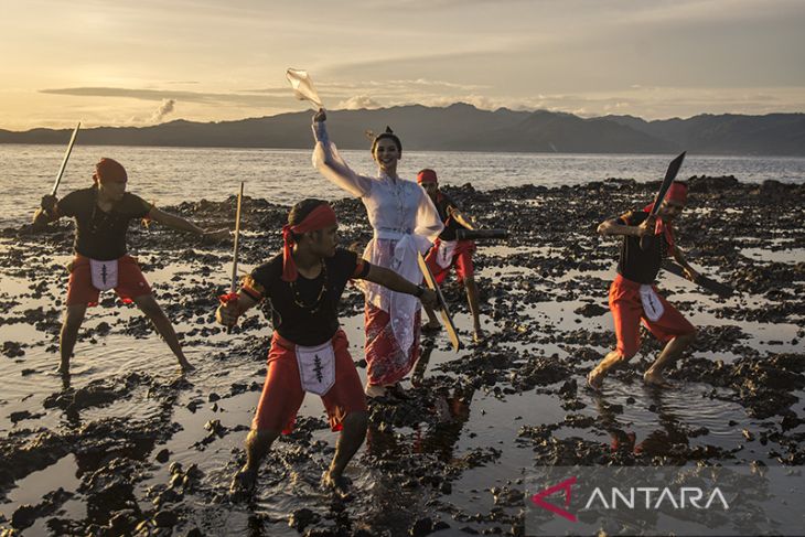 FOTO - Jaswin Kaur Dhillon, Putri Indonesia Maluku yang blasteran India