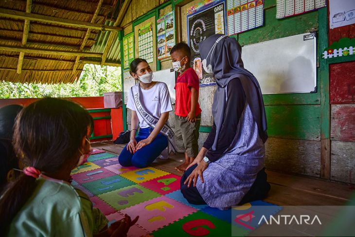 FOTO - Jaswin Kaur Dhillon, Putri Indonesia Maluku yang blasteran India