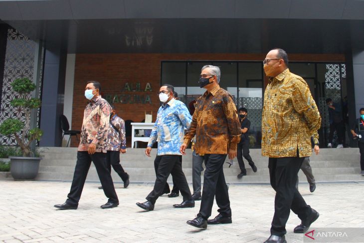 Peresmian Kantor OJK di Malang