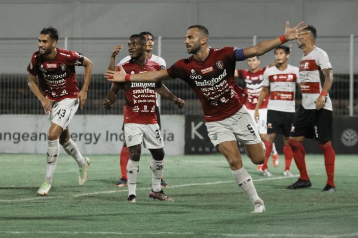 Bali United Tekuk Madura United 2-0