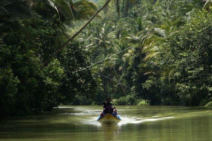 Wisata Sungai Maron