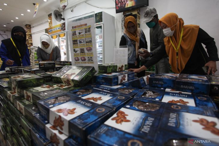 Penjualan Kurma di Bulan Ramadhan