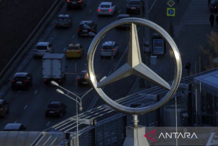 Mercedes-Benz tarik 300.000 SUV karena masalah rem