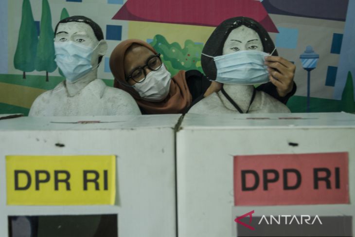 Diorama pemilu saat pandemi COVID-19