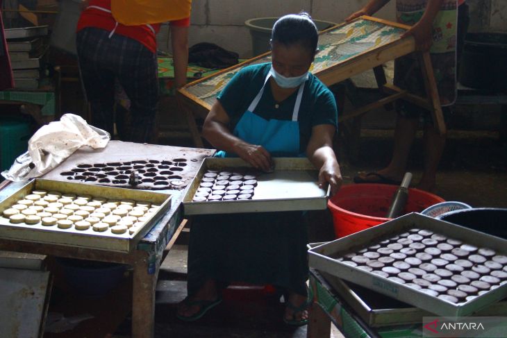 Permintaan Kue Kering Lebaran di Malang