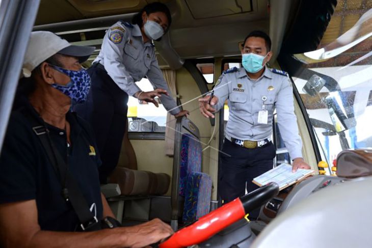 Pemeriksaan armada angkutan Lebaran di Terminal Mengwi