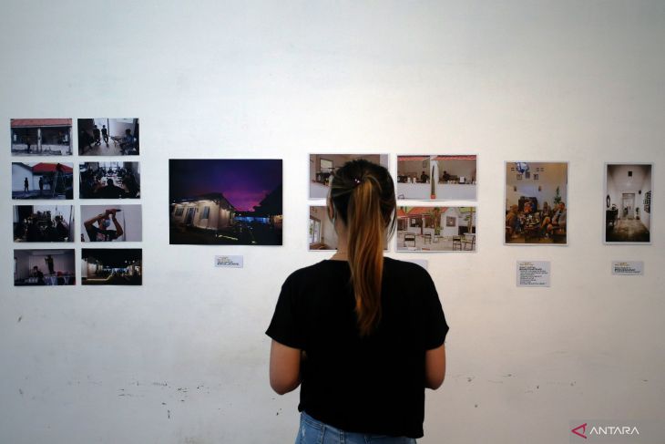 PAMERAN FOTO MESIN WAKTU