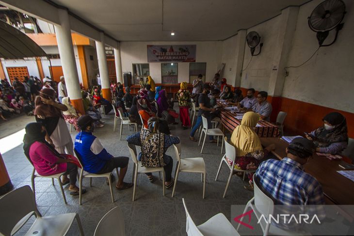 Penyaluran BLT Subsidi Miyak Goreng Di Banjarmasin