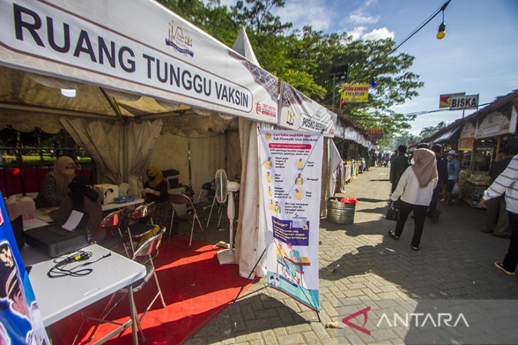 Vaksinasi Di Pasar Wadai Ramadhan