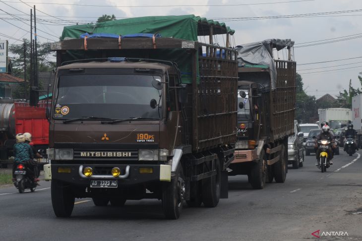 Angkutan Barang Yang Melintas Di Wilayah Sukabumi Dibatasi Selama Mudik ...