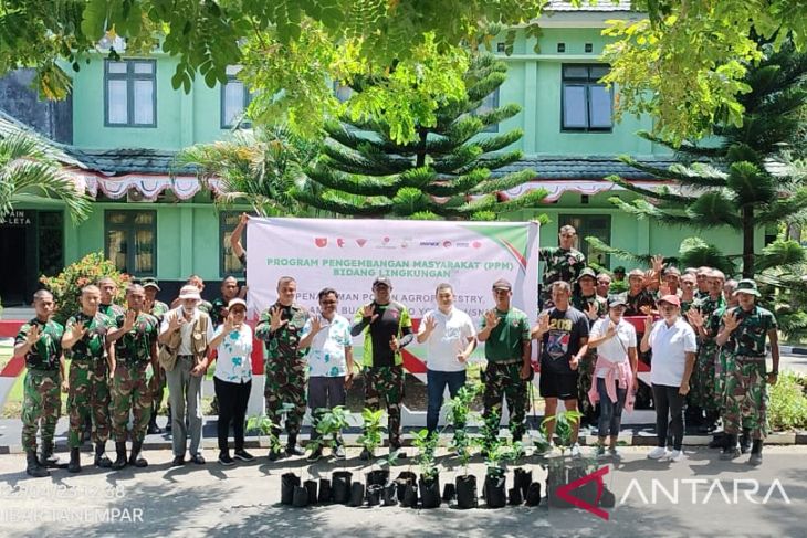 TNI AD dan Yayasan Sor Silai kompak peringati Hari Bumi di Tanimbar