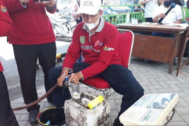 Distribusi Minyak Goreng Curah Bersubsidi