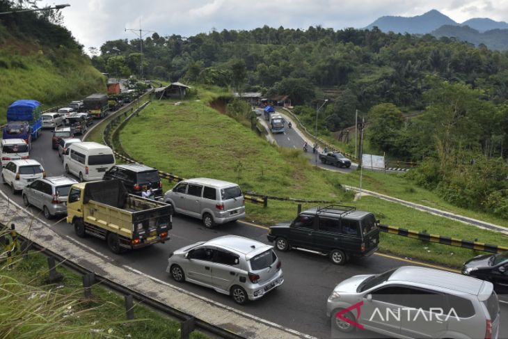 Arus mudik Lebaran di jalur selatan Gentong 