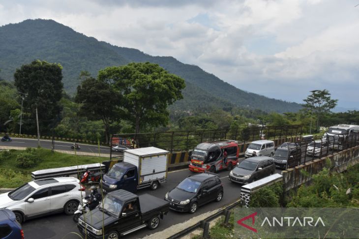 Arus mudik Lebaran di jalur selatan Gentong 