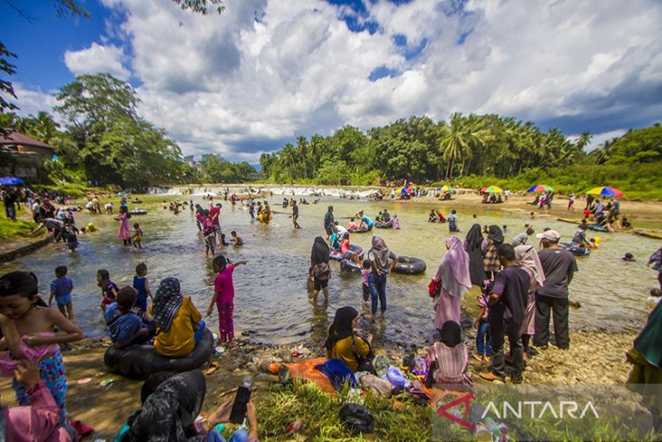 Libur Lebaran Di Wisata Manggasang