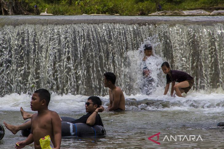 Libur Lebaran Di Wisata Manggasang