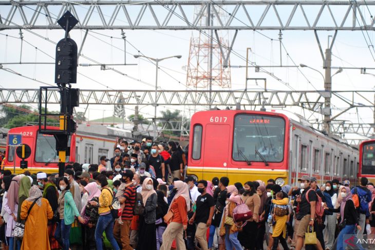 'GoTransit' kolaborasi GoTo-KCI dinilai akan dorong penggunaan transportasi publik