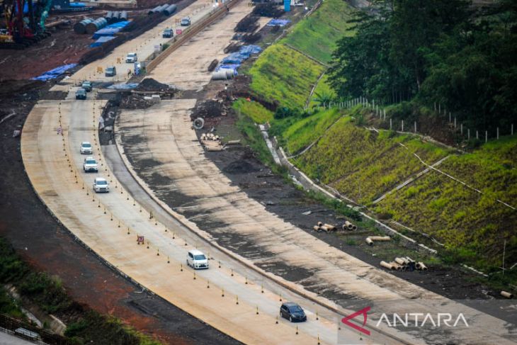 Arus balik di jalur fungsional tol Cisumdawu