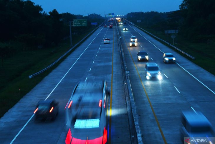 Volume Kendaraan Tol Ngawi-Kertosono