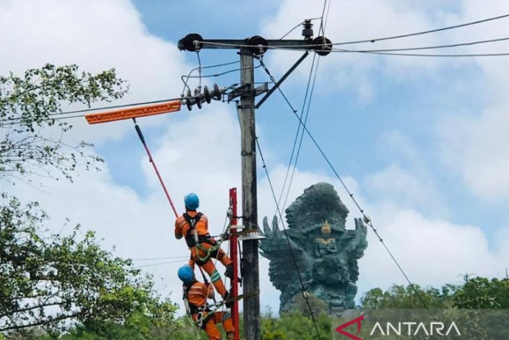 PLN catat rekor peningkatan beban puncak listrik di Bali selama libur Lebaran