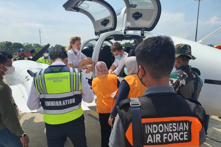 Pesawat asing tanpa izin masuk RI di  Batam terancam denda Rp5 miliar