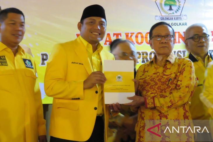 Siap Hadapi Pemilu 2024, Akbar Tandjung Beri Semangat Golkar Banten