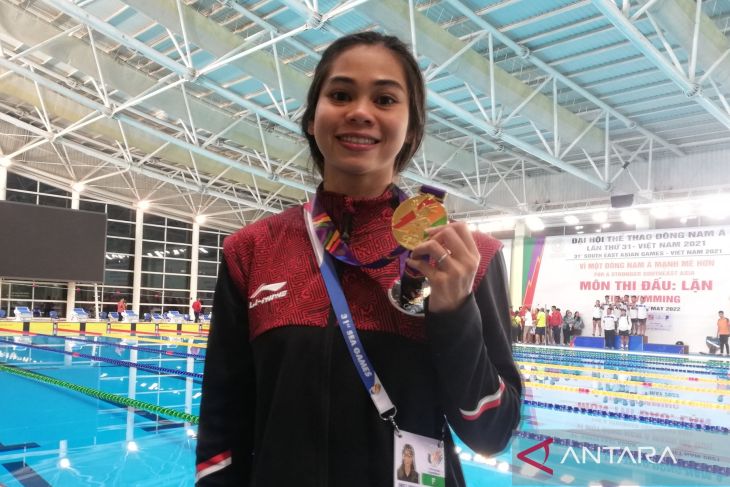 Perenang Janis Rosalita tambah satu emas di SEA Games 2021