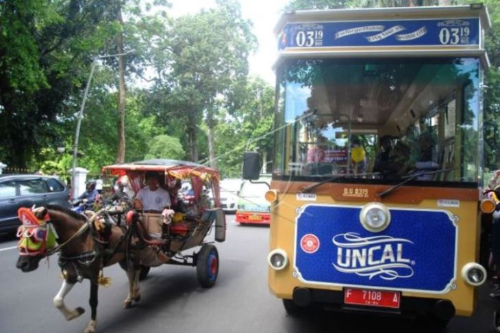 Bus wisata Uncal Kota Bogor kembali beroperasi