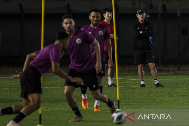 Latihan Timnas Indonesia jelang lawan Bangladesh 